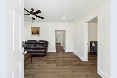 1801 Hussion Street, Houston, TX 77003 - Photo 5