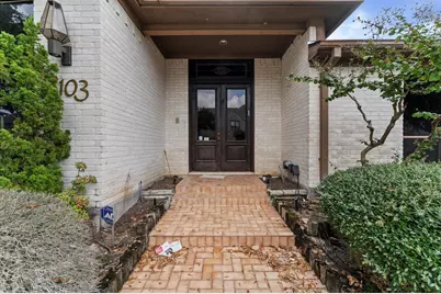 8103 Lake Edge Court, Houston, TX 77071 - Photo 3
