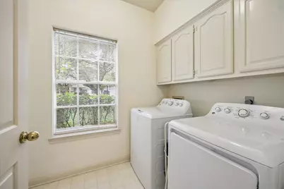 4422 Grand Cayman Drive, Sugar Land, TX 77479 - Photo 17