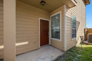 2911 Hackamore Hollow Ln, Houston, TX 77014 - Photo 9