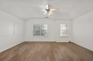 2911 Hackamore Hollow Ln, Houston, TX 77014 - Photo 35