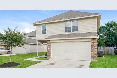 8626 Middleton Oaks Circle, Houston, TX 77028 - Photo 3