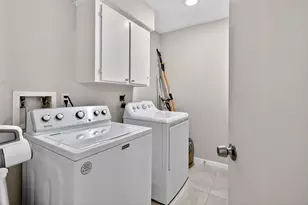 3711 Black Locust Dr, Houston, TX 77088 - Photo 9