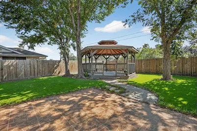 3711 Black Locust Drive, Houston, TX 77088 - Photo 21