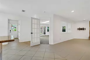 10818 Elmdale Dr, Houston, TX 77070 - Photo 15
