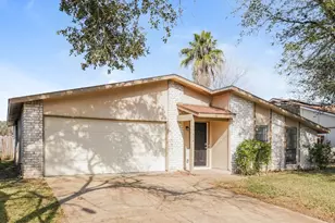 15614 Mendocino Dr, Houston, TX 77083 - Photo 3