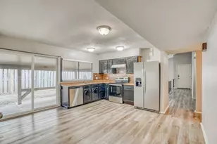 15614 Mendocino Dr, Houston, TX 77083 - Photo 7