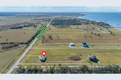 4423 W Bayshore Road, Anahuac, TX 77514 - Photo 3