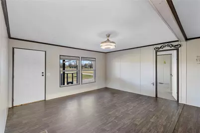 4423 W Bayshore Road, Anahuac, TX 77514 - Photo 13