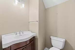 7909 Silver Oak Dr, Texas City, TX 77591 - Photo 17