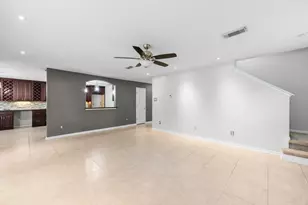 7909 Silver Oak Dr, Texas City, TX 77591 - Photo 5