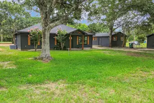 4922 County Rd 937B, Alvin, TX 77511 - Photo 5