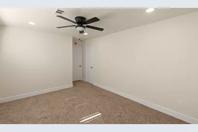 821 Mark St, Deer Park, TX 77571 - Photo 3