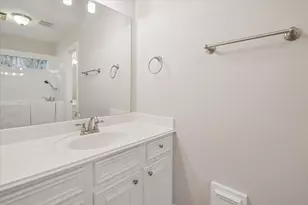 304 Scenic View Dr, Friendswood, TX 77546 - Photo 25