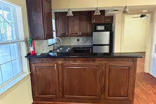 2030 Portsmouth St, Houston, TX 77098 - Photo 3