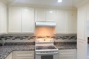 304 Jill St, Conroe, TX 77303 - Photo 3