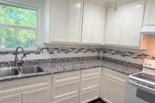 304 Jill St, Conroe, TX 77303 - Photo 5