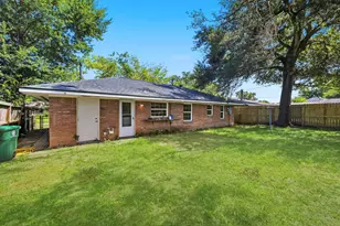 5109 Nina Lee Ln, Houston, TX 77092 - Photo 23