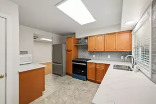5109 Nina Lee Ln, Houston, TX 77092 - Photo 11