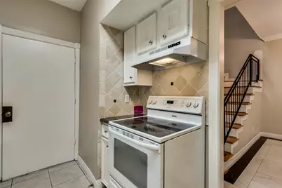 1300 Augusta Drive #28, Houston, TX 77057 - Photo 7