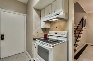 1300 Augusta Dr, Houston, TX 77057 - Photo 7