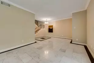1300 Augusta Dr, Houston, TX 77057 - Photo 5