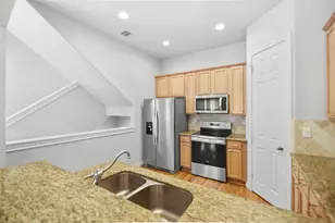 1602 Colorado St, Houston, TX 77007 - Photo 7