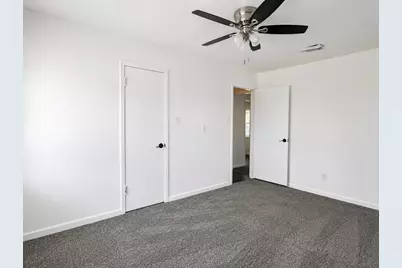 736 Kyle Street, Angleton, TX 77515 - Photo 11