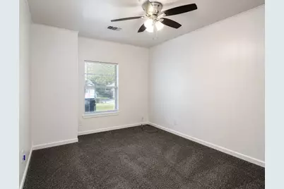 736 Kyle Street, Angleton, TX 77515 - Photo 13