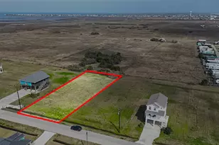 18047 Shaman Dr, Galveston, TX 77554 - Photo 1
