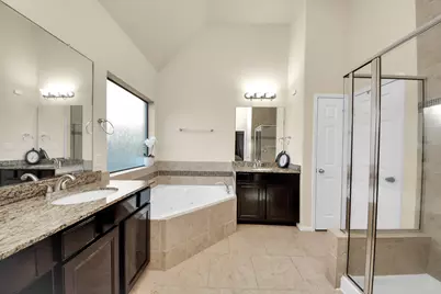 5047 Crystal Bluff Court, Richmond, TX 77407 - Photo 3