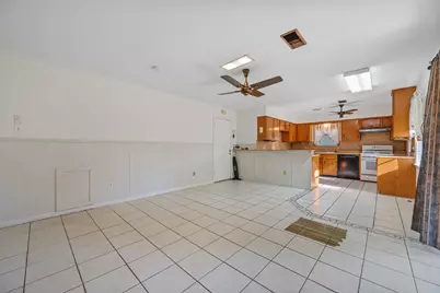 2303 Blueberry Lane, Pasadena, TX 77502 - Photo 11