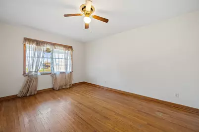 2303 Blueberry Lane, Pasadena, TX 77502 - Photo 5