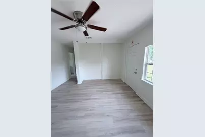 8837 Oak Knoll Lane, Houston, TX 77078 - Photo 9