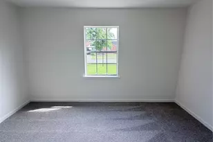 8837 Oak Knoll Ln, Houston, TX 77078 - Photo 15