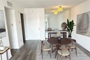 2824 S Bartell Dr, Houston, TX 77054 - Photo 3