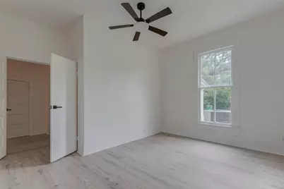 1302 Ross Street, Galveston, TX 77568 - Photo 13