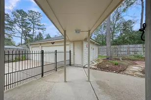92 S Bonneymead Cir, The Woodlands, TX 77381 - Photo 31