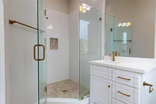 2611 Sherwin St, Houston, TX 77007 - Photo 5