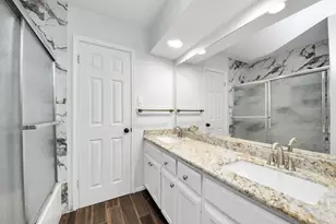 5310 Oak Cove Dr, Houston, TX 77091 - Photo 31