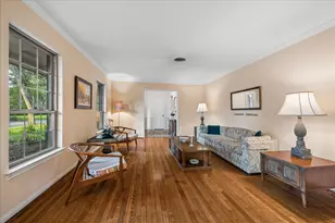 12127 Overcup Dr, Houston, TX 77024 - Photo 11
