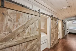 55 Hunters Creek Dr, Huntsville, TX 77340 - Photo 21