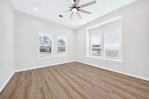 9627 Champion Heavens Dr, Spring, TX 77379 - Photo 19