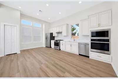9627 Champion Heavens Drive, Spring, TX 77379 - Photo 13