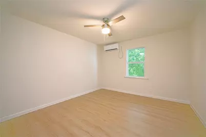 914 Church Street #4, Galveston, TX 77550 - Photo 13