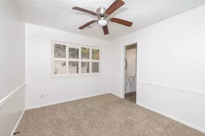 9810 Jockey Club Drive, Houston, TX 77065 - Photo 13