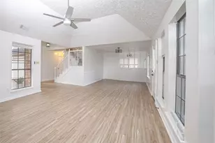 9810 Jockey Club Dr, Houston, TX 77065 - Photo 5