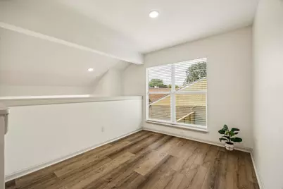 9203 Belle Park Drive, Houston, TX 77099 - Photo 23