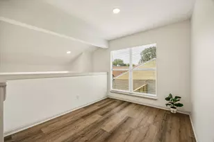 9203 Belle Park Dr, Houston, TX 77099 - Photo 23