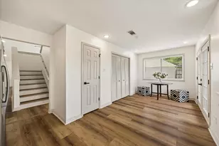 9203 Belle Park Dr, Houston, TX 77099 - Photo 15